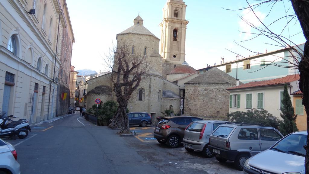 Medieval House Ventimiglia Exterior photo